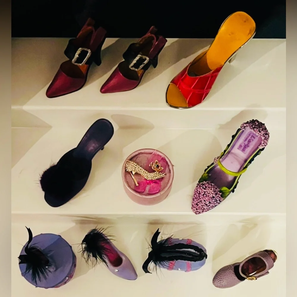 Miniature Shoe, Purse & Hat Box Collectibles - Lot of 10 - Picture 2 of 8
